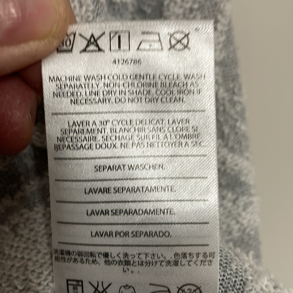 Volcom - Picture 5 of 7